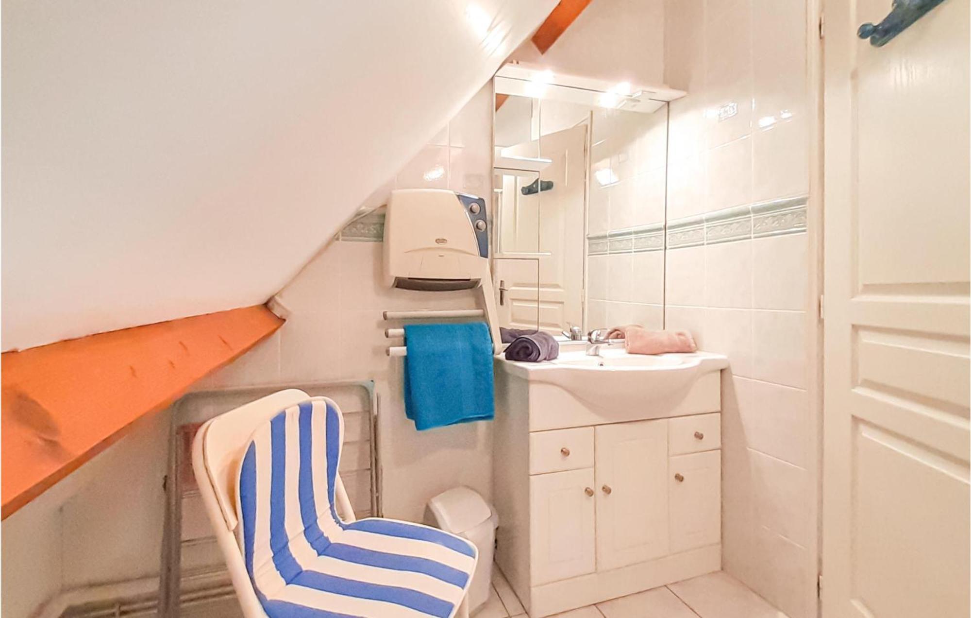 Beautiful Apartment In Alette With Kitchen エクステリア 写真